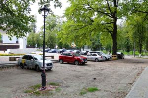 Пешеходную зону между «Победой» и Майским парком в Брянске доделают в следующем году