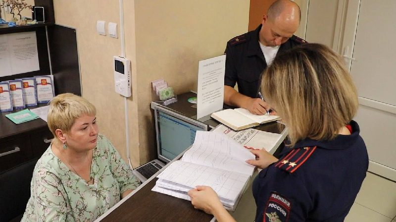 Брянские полицейские проверили гостиницы на предмет мигрантов и их учёта
