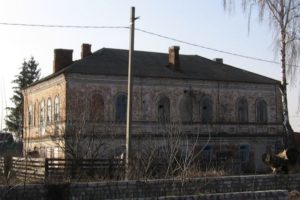 Севский суд обязал власти города обследовать на аварийность дом купчихи Репиной