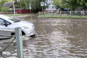 Самый мокрый день: в субботу Брянск накрыл рекордный ливень – больше половины месячной нормы