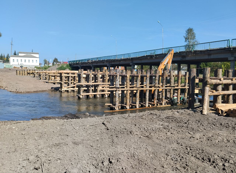 Мост через Судость в Почепе временно будет деревянным