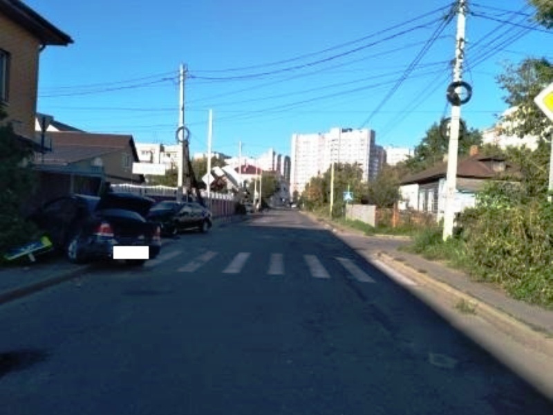 Две иномарки сошлись на улице Малыгина в Брянске. Травмирован один водитель