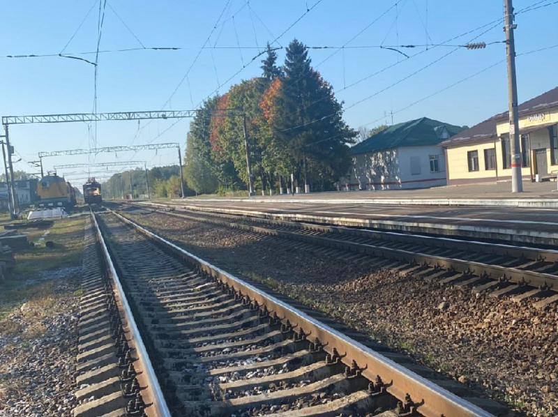 Пригородные поезда на трёх направлениях в Брянской области будут отменены в октябре в связи с ремонтом пути