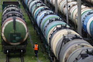 Россия с 21 сентября вводит временный запрет на экспорт бензина и дизеля