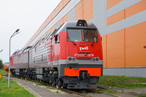 Российские железные дороги получили с начала года 65 брянских локомотивов 2ТЭ25КМ