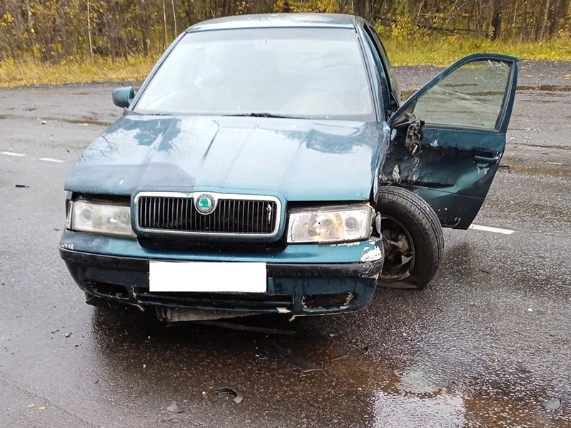 ДТП в Клинцах: водитель неудачно развернулся — прямо в больницу с тяжёлыми травмами