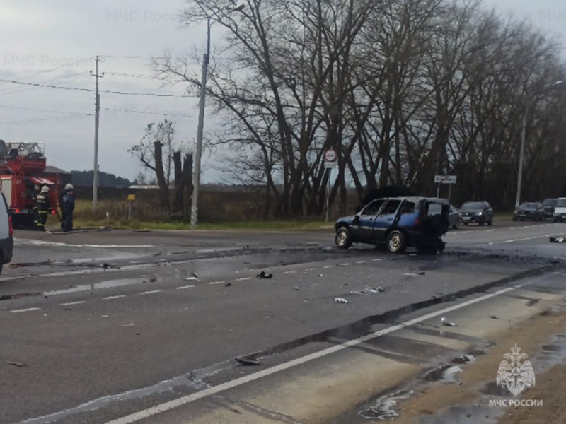 ДТП в Карачеве: сгорел автомобиль, есть жертвы