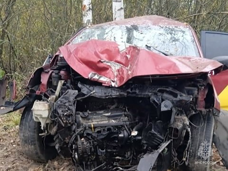 ДТП в пригороде Брянска: полиция проверяет сбежавшего с места аварии и бросившего пассажиров водителя