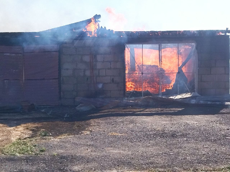 Три района Брянской области подверглись обстрелу со стороны Украины. В Суземке горят жилые дома