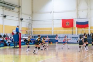 Женский волейбольный «Брянск» взял в домашнем туре ровно половину очков