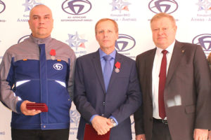 Работники Брянского автомобильного завода награждены медалями ордена «За заслуги перед Отечеством»
