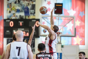 Баскетболисты «Брянска» остались третьими по итогам выезда в Рязань