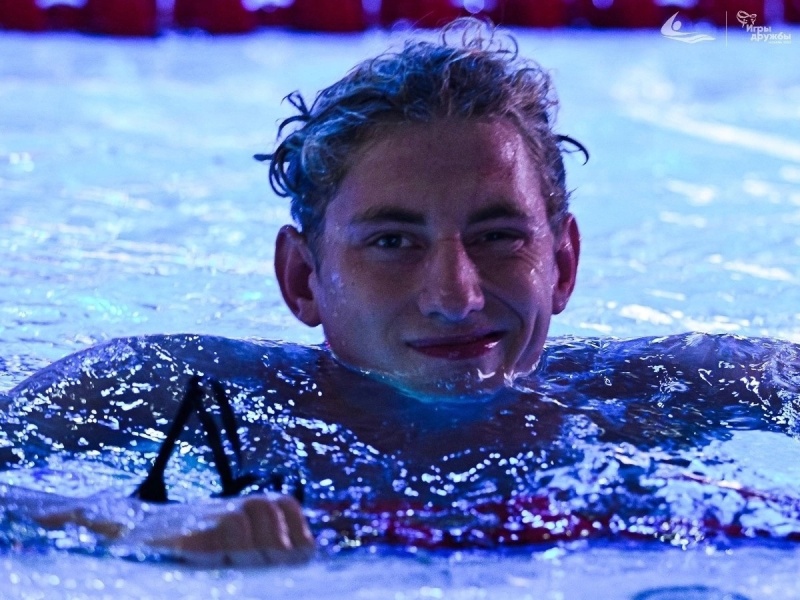 Брянский пловец Илья Бородин стал чемпионом России с новым рекордом страны