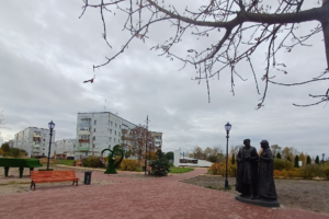Обновлённый сквер у ЗАГСа в Клинцах официально объявлен сданным
