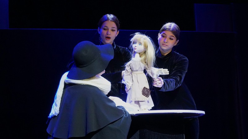 Брянский фестиваль любительских театров кукол начался «Сказками старого шарманщика»
