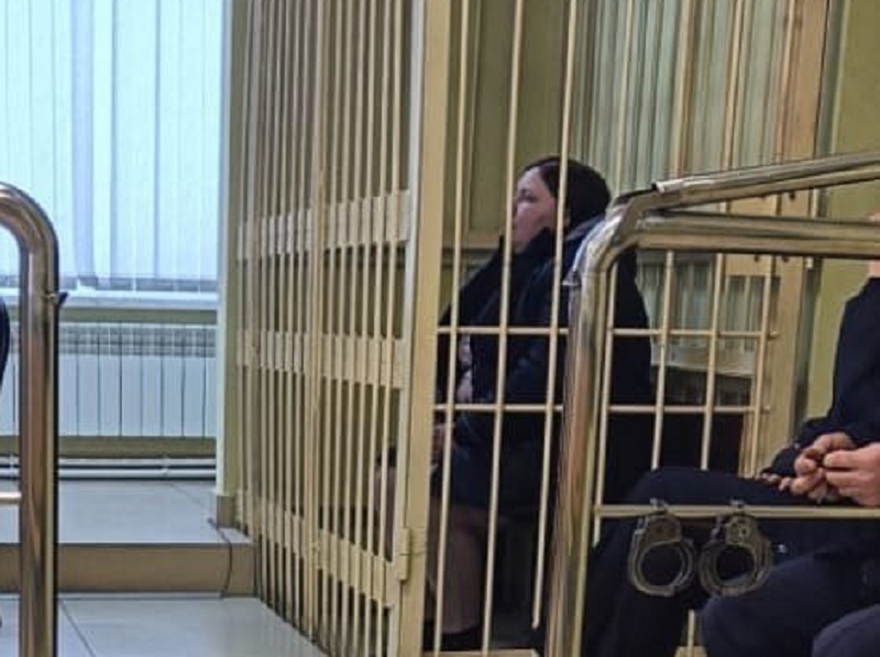 Новозыбковский суд отправил горожанку в колонию за убийство сожителя. И снял с неё деньги за погребение