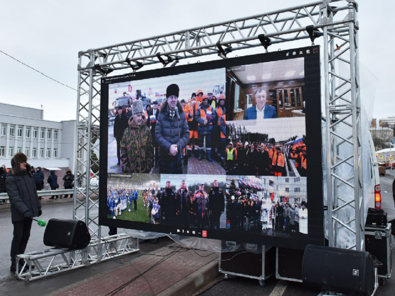 Вице-премьер Марат Хуснуллин торжественно открыл два брянских моста по видео