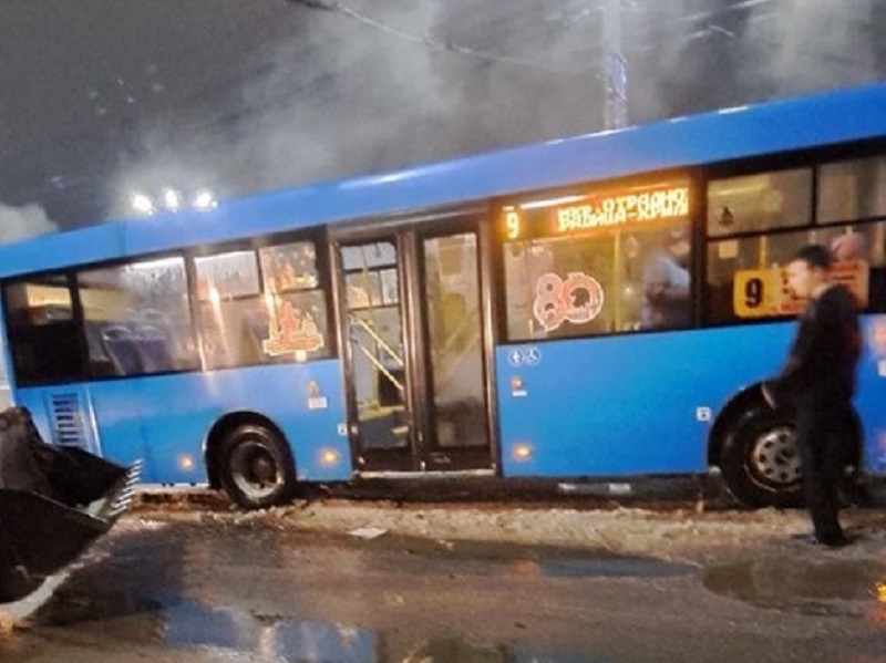 Утром 19 января в Брянске из-за скользких дорог произошло семь ДТП