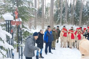 Новый год по «партизанскому стилю»: на стоянке отряда Виноградова состоялась традиционная «Партизанская ёлка»