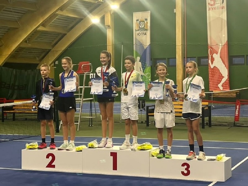 Юный брянский теннисист завоевал две медали на всероссийских соревнованиях в своём возрасте