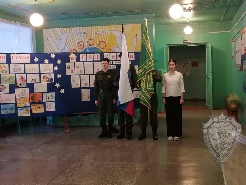 Ученики климовской школы прошли посвящение в «Юные друзья пограничников»