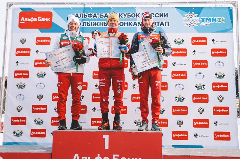 Александр Большунов досрочно выиграл спринтерский зачёт Кубка России