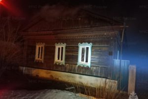 Пожар в Клинцах: в горевшем доме погиб 47-летний мужчина