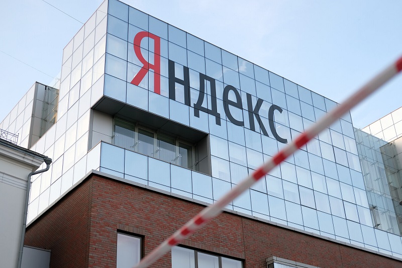ФАС возбудила дело против «Яндекса» за рекламу сервиса по написанию курсовых