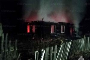 Ночной пожар под Суражом: жилой дом выгорел полностью, жертв нет