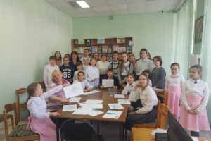 Встреча с юными читателями: детская писательница Анна Воронина побывала в семейном клубе «Радуга»