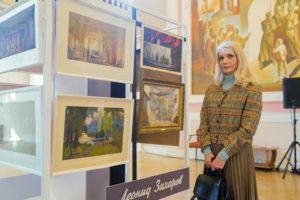 Персональная выставка художника Леонида Захарова открылась в фойе Брянского облдрамтеатра