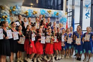 Брянские фигуристки успешно выступили на республиканских соревнованиях в Минске
