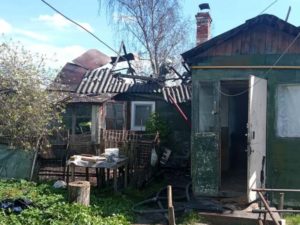 При пожаре в Фокинском районе Брянска едва не сгорел 92-летний старик