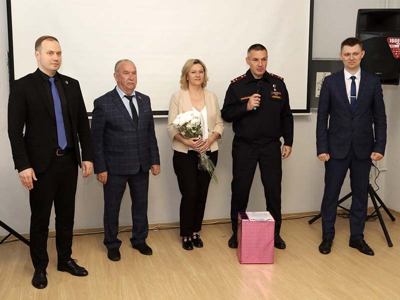 В Брянске наградили победителей конкурса «Семья года»