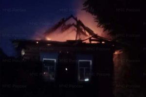 При пожаре в селе Новый Ропск под Климово погиб пожилой мужчина