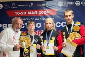 Брянские спортсмены привезли медали первенства России по кикбоксингу