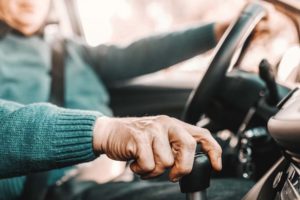 «Возрастное ДТП» на трассе под Брянском: пожилой водитель сбил престарелого пешехода-нарушителя