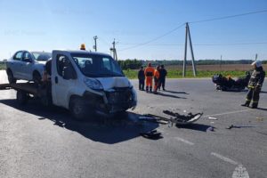 ДТП в Унечском районе: мотоциклист врезался в автоэвакуатор