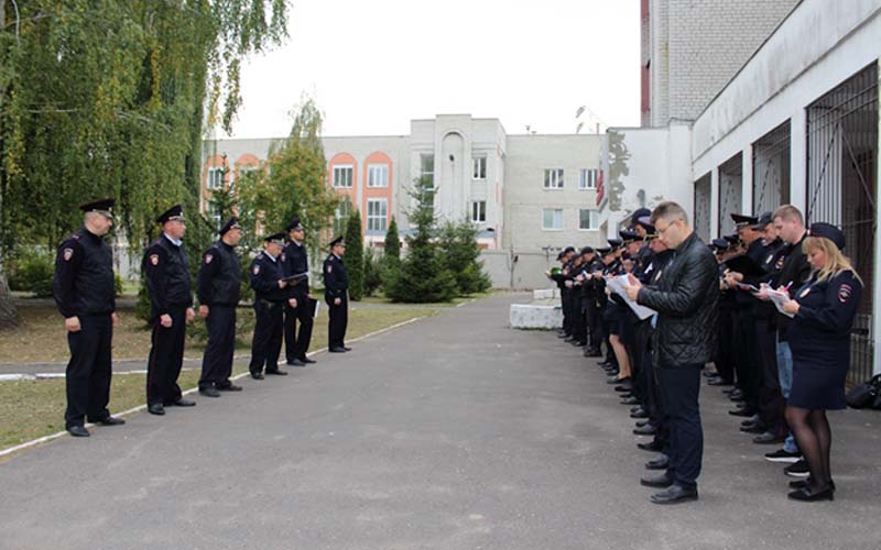 Полиция Брянска 6-8 мая выведет на улицу дополнительные патрули