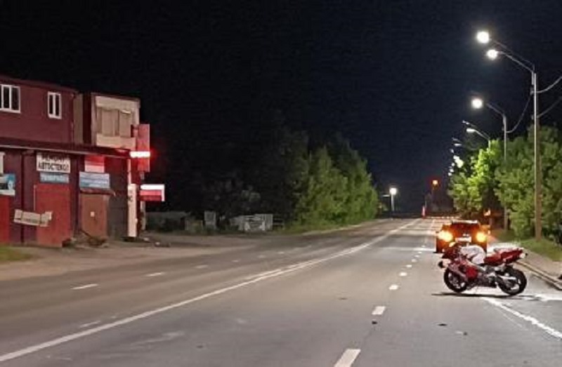 ДТП в Брянске: на улице Флотской насмерть разбился мотоциклист