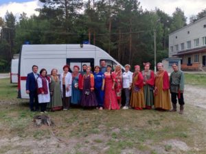 Брянские фольклорные коллективы отправились в «тур» по приграничью