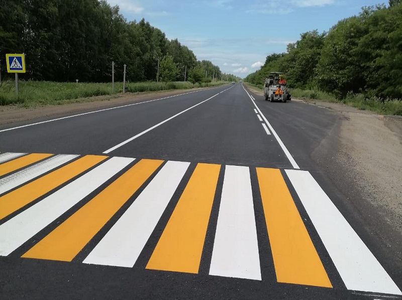 Участки автодороги «Украина» – Суземка отремонтированы в Севском районе. Осталось отремонтировать мост