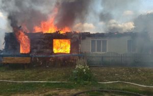 В селе под Севском сгорел жилой дом