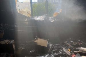 В Белых Берегах выгорела квартира, более 20 человек были эвакуированы