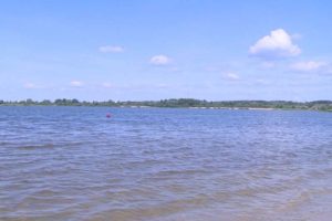В Брянске на озере Орлик-5 гидроцикл протаранил байдарку, пострадали мать и дочь