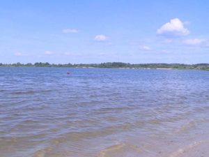 В Брянске на озере Орлик-5 гидроцикл протаранил байдарку, пострадали мать и дочь