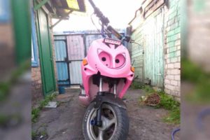 «Захотели покататься»: в Клинцах оперативно взяли подростков, угнавших розовый скутер