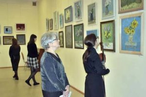 В Брянской областной библиотеке открывается выставка скульптур и акварелей Максима Малашенко