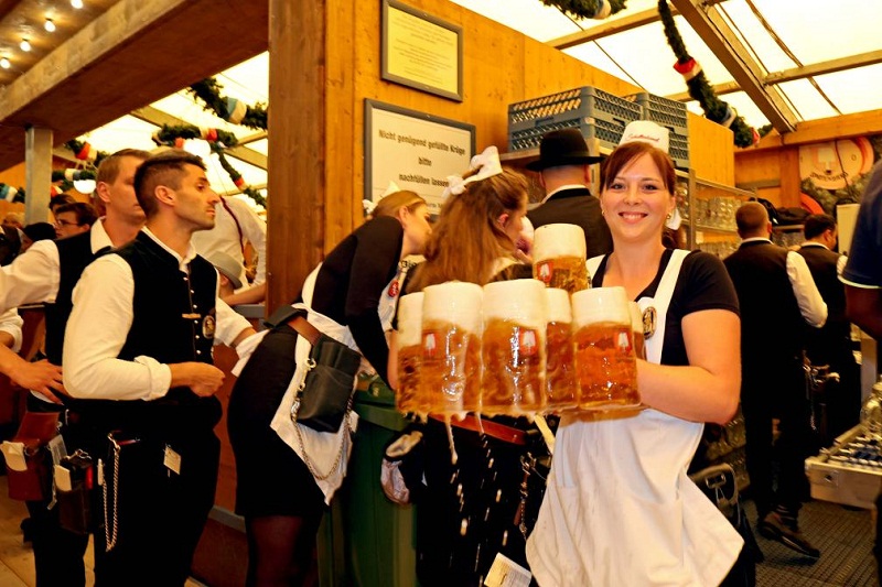 Двухнедельный праздник пива: в Мюнхене открылся 189-й Oktoberfest