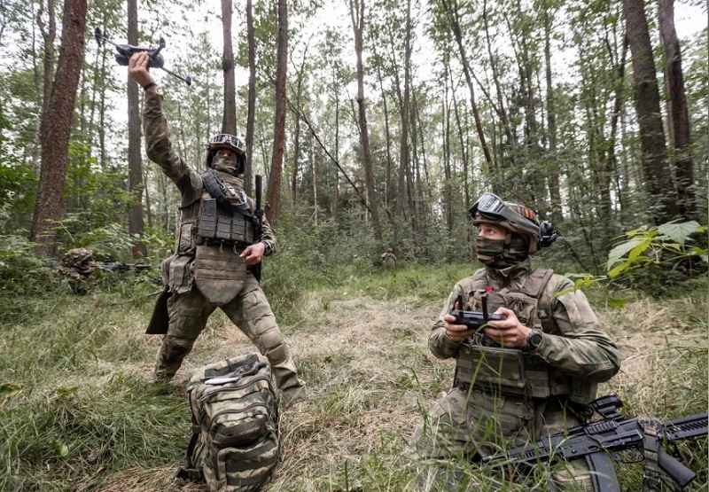 Расчёты ПВО и военнослужащие в приграничье за неделю сбили над Брянской областью почти 120 украинских дронов